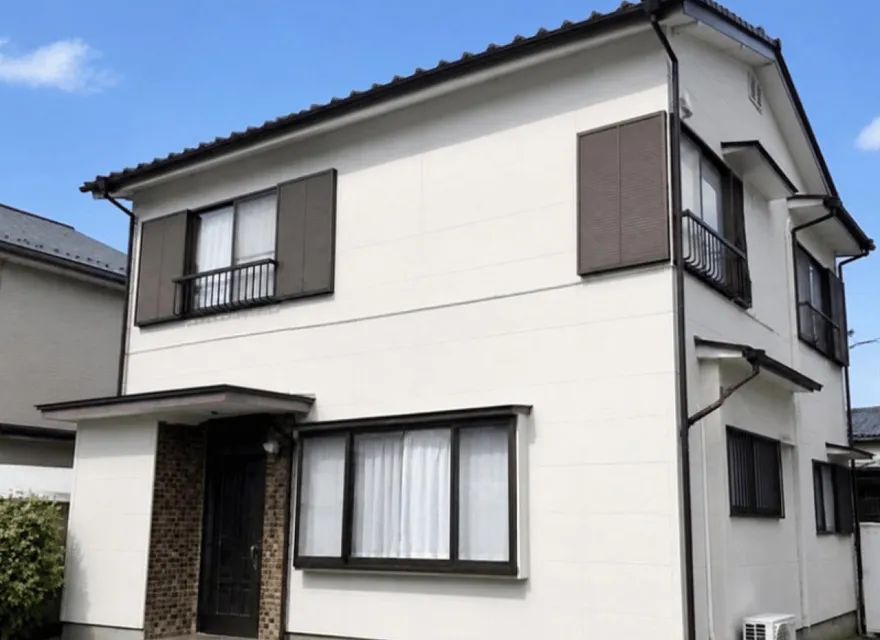 塗り替えを終えた戸建て(イメージ)